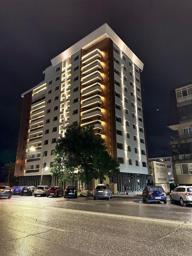Apartamento Rentforcomfort Sky Garden Studio Bucarest Exterior foto